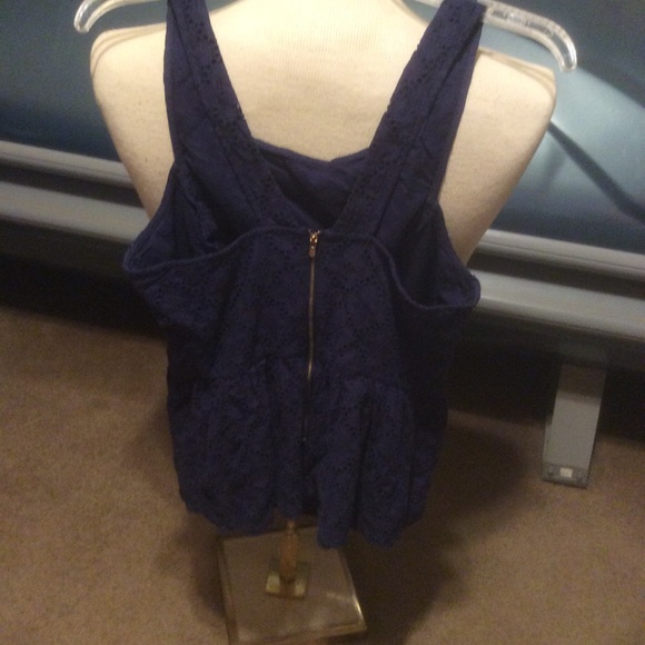 Lilly Pulitzer Navy Eyelet Tank Size 6 - Picture 9 of 15